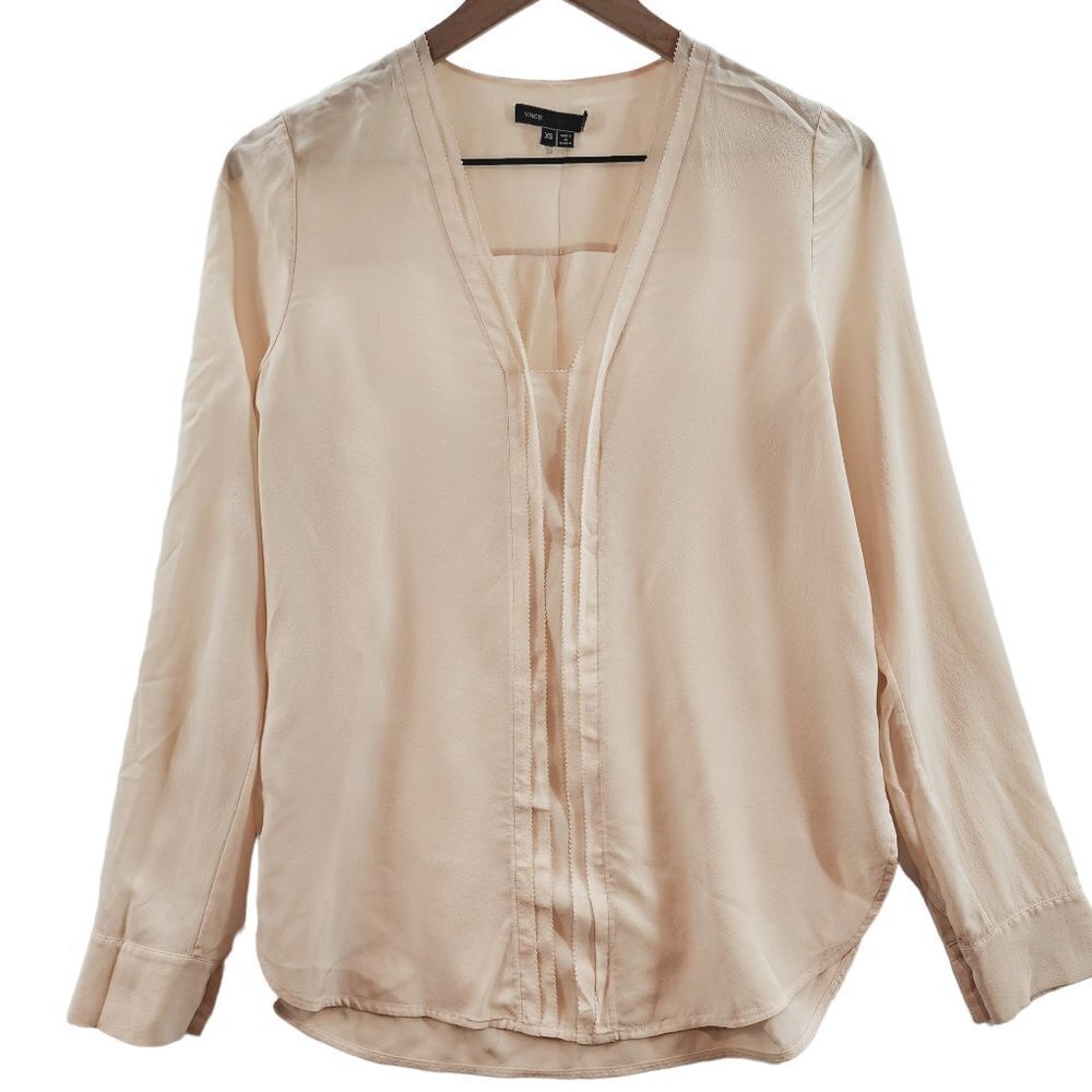 Vince 100% Silk Cream Long Sleeve V-neck Career Professional Classic Blouse XS‎